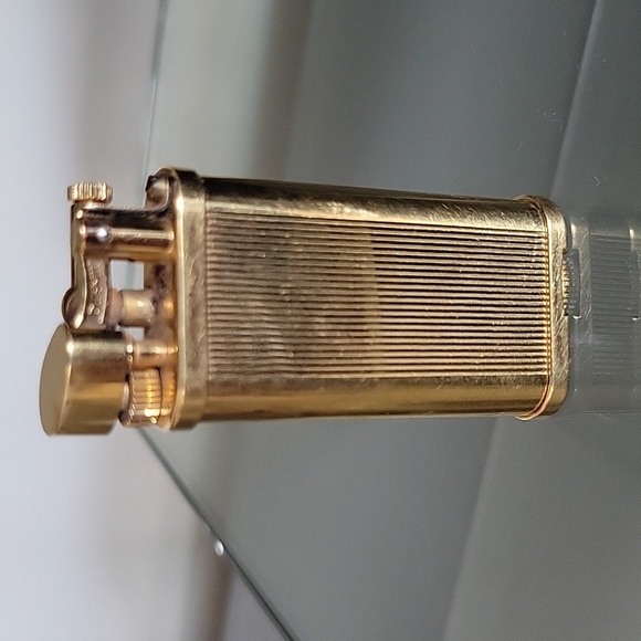 Dunhill 18K Gold Plated Fine Line Flint Lighter - Picture 3 of 11